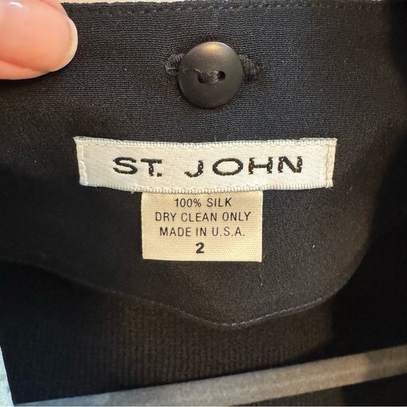 St John Evening Black Santana Knit blazer with removable silk collar/cuffs - Picture 6 of 9